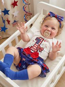 My First 4th Of July Outfit Baby Girl Letter Romper +Star Skirt Shorts Bloomers Set Memorial Day Clothes Summer, My 1st Fourth Of July Baby Girl Outfit, Baby Girl 4th Of July Romper Dress Set, 4th Of July  Baby Girl Outfit 0-3M 3-6M 6-9M 9-12M 12-18M - 白色 - 查看 6