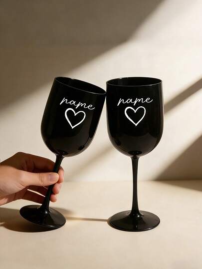 1 pieza Vaso con tallo de plástico con forma de corazón personalizado con su nombre, un vaso de vino con nombre impreso personalizado, un vaso de champán con tallo reutilizable a prueba de caídas y antideslizante, perfecto para fiestas de boda, picnics al aire libre, reuniones familiares, campamentos y otros vasos de vino para fiestas de múltiples propósitos. El mejor regalo para amigos.