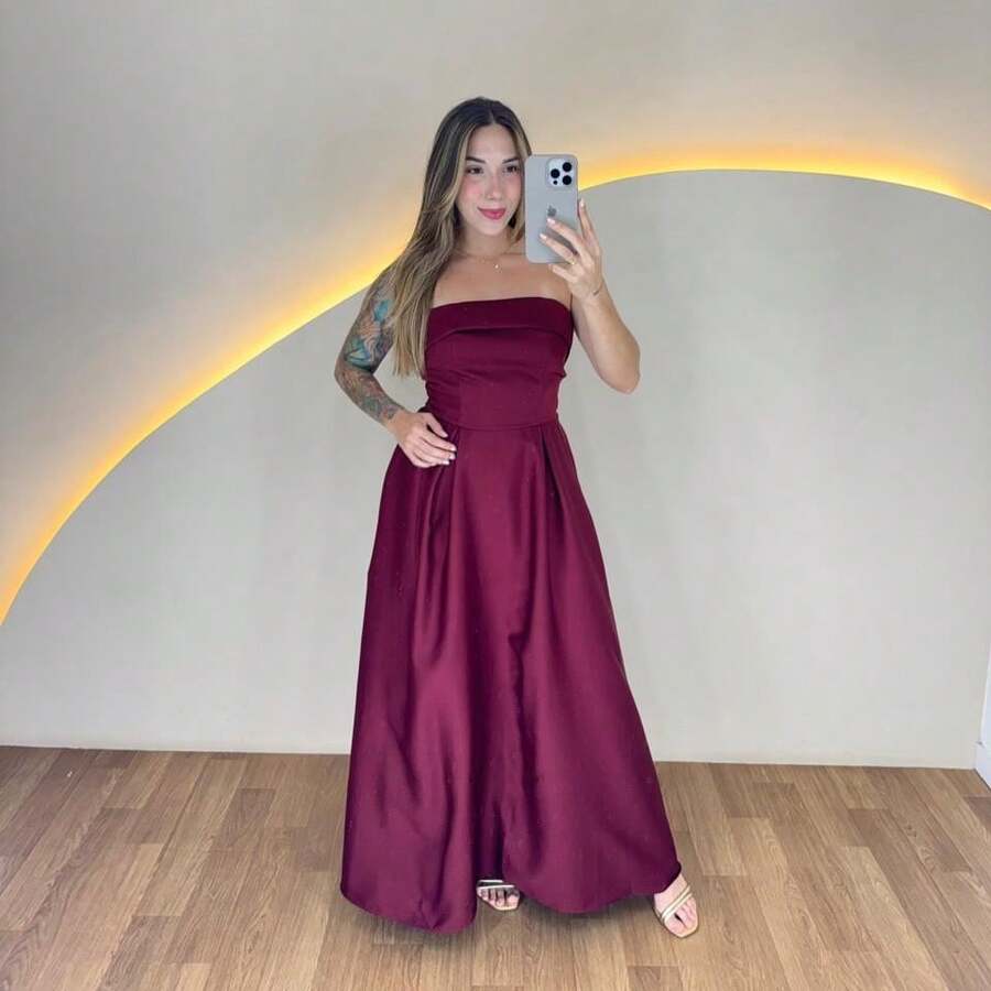 Women's Long Strapless Dress With Back Tie In Elegant Premium Tailoring - 酒紅色 - 查看 1