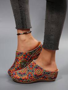 Featuring A Backless, Closed Round-Toe Silhouette, These Shoes Retain The Effortless Slip-On Convenience Of Mules While Protecting Your Toes, Offering Added For Daily Walking. - Flower - View 2