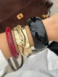 1件美拉德工艺金色褶皱手镯，夸张不对称亚克力手镯，适合日常通勤、旅行、街头摄影 - 彩色 - 查看 11