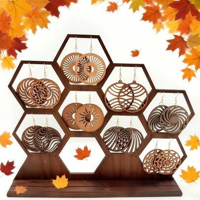 8件套复古镂空木质耳环，圆形设计，适合秋冬季节佩戴，轻巧便携，适合日常佩戴，是完美的节日礼物。