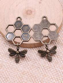 2pcs 46x25mm Honey Bee Charms Pendant For DIY Jewelry Making Necklace Keychain Phone Chain Bracelet Making Accessories Handmade Craft Making Findings - Bee - View 5