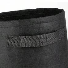 7加仑和10加仑（约35.7升）马铃薯种植袋/育苗盘，配有加固提手和厚实无纺布盆，适合室内种植。它们排水透气性好，提供理想的生长环境。可重复使用3年以上，也适用于种植番茄、蔬菜和水果。 - 排水通氣 - 查看 9