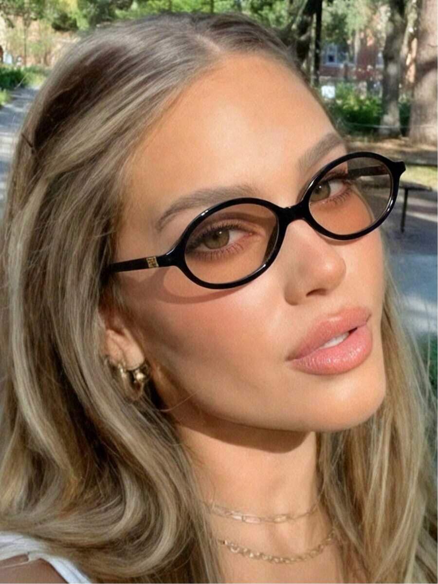 一副女士椭圆形黑色PC镜框眼镜，优雅款式，适合日常佩戴和度假。 - 彩色 - 查看 1