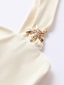 Yellow Solid Color Halter Neck Fitted Asymmetric Shoulder Casual Blouse, Summer Vacation Tops For Women - Yellow - View 10