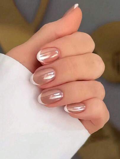 30pcs Retro Streetwear Minimalist Elegant Daily Classic Ultramodern Nordic Style Aurora White French Short Oval Press-On Fake Nails Set, Create Your Own Customized Manicure. This Press-On Nail Set Is Suitable For Gentle, Graceful Girls And Women To Use In Daily Life And Shopping.