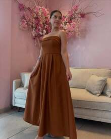 Women's Long Strapless Dress With Back Tie In Elegant Premium Tailoring - 駝色 - 查看 2