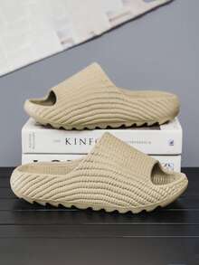 New Men's Summer Outdoor/Indoor EVA Slippers, Comfortable Thick Sole Shock-Absorbing Mesh Texture, Lightweight Soft One-Piece Molded Sandals For All Seasons - Khaki - View 9