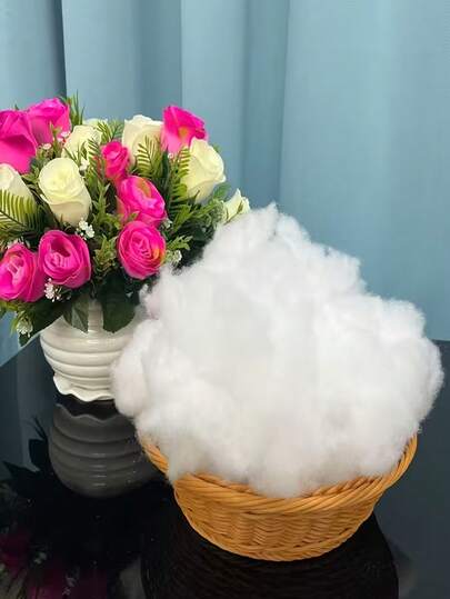 Relleno de fibra de poliéster blanco de alta calidad - Material de decoración navideña suave y esponjoso premium, adecuado para manualidades navideñas, proyectos DIY y envoltura de regalos - Material artesanal de alta calidad y reutilizable | Textura esponjosa | Material multiusos para manualidades navideñas