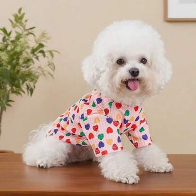 1件宠物T恤，轻薄透气，时尚爱心印花，适合小型犬、吉娃娃、猫咪