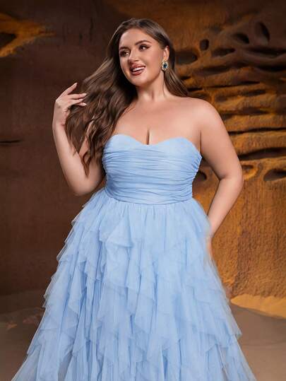 Faeriesty Đầm dạ hội cúp ngực thanh lịch cỡ lớn, thân áo xếp ly và chân váy chiffon nhiều lớp, phù hợp cho các buổi lễ lãng mạn, đám cưới và tiệc tối trang trọng.