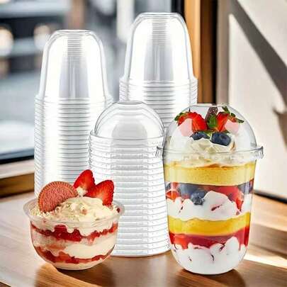 50个/套，容量分别为250毫升/500毫升/360毫升，塑料U型蛋糕杯，带圆顶盖，加厚耐热，可作冰淇淋甜点杯、透明酸奶蛋糕芭菲杯，适用于蛋糕、慕斯、奶昔、酸奶、冰淇淋等，非常适合派对、生日、婚礼、圣诞节庆祝活动和日常使用。