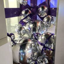 Iridescent Foil Round Balloons (1 X 22 Inch, 3 X 12 Inch, 3 X 10 Inch), 4D Spherical Balloons, For Wedding, Birthday, Valentine's Day, Anniversary, Mother's Day, Father's Day, Graduation Decorations - 銀 - 查看 5