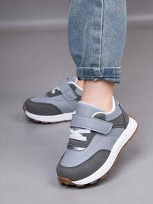 1 Pair 2026 New Children's Casual Sneakers, Boys' Soft Sole Non-Slip Leisure Shoes, Daily Sports School Running Flat Shoes - Grey - View 4