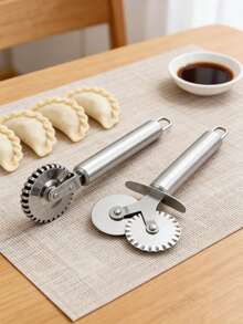 1/2件套不锈钢糕点切割器、饺子切割器、披萨切割轮、意面滚轮，带人体工学手柄，易于使用和清洁 - 銀色 - 查看 2