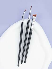 3 Pieces Of Thin Angle Eyeliner Brush Ultra-Thin Precision Eyeliner Makeup Brush Set, Thin Point Eyeliner Brush, Synthetic Bristle Eye Makeup Tool, Which Can Be Used As Eyeliner Brush And Eyebrow Brush. Eyeliner Brush Is Very Suitable For Filling, And Can Be Used With Eyebrow Powder, Mascara, Gel, Cream Or Powder. - Multicolor - View 1