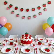 Dây cờ dâu tây đỏ/hồng dài 2,5 mét (15 cái) dùng trang trí tiệc sinh nhật lần thứ nhất, tiệc mừng em bé sắp chào đời, tiệc dã ngoại mùa hè, tiệc chủ đề trái cây. Dây cờ treo tường, bàn, dùng trang trí tiệc hình trái cây ngọt ngào. - Xem 5