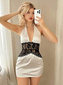 Đầm mini satin trắng gợi cảm dành cho nữ, cổ yếm, phối ren đen xuyên thấu ở eo, lưng hở với chi tiết thắt nút và dây buộc phía sau, thích hợp cho những đêm tiệc tùng. - trắng - Xem 4