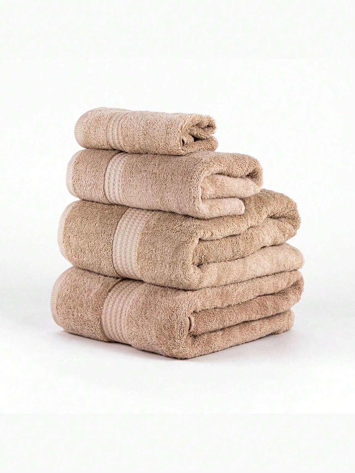 Tramas+ Serviette de bain couleur sable 700 g en coton peigné - Absorption et douceur maximales - Disponible en format serviette de toilette, serviette de douche et serviette de bain - Coton d'une durabilité exceptionnelle qui conserve ses propriétés au fil du temps - Idéale pour une expérience de bain luxueuse et confortable - Couleur sable élégante et polyvalente qui s'harmonise avec tous les styles de décoration 5