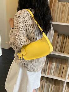 1 chiếc túi hình lưỡi liềm tối giản thời trang, màu trơn với mặt dây chuyền hình ngựa nhỏ, túi đeo vai bằng da PU màu trơn, thích hợp cho mua sắm, công sở, đi làm, hoạt động ngoài trời, du lịch, sử dụng hàng ngày. - Màu vàng - Xem 7