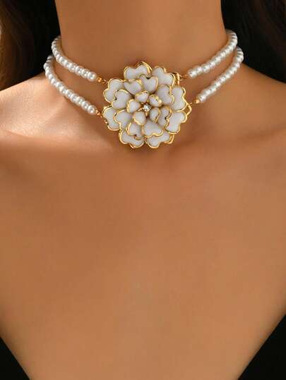 1pc Creative Multi-Layer 3D Floral Pendant Necklace, Fashionable Versatile Double-Layer Faux Pearl Beaded Choker Necklace, Suitable For Daily Wear And Party