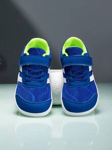 1双男童宽楦平底运动鞋，适合拇外翻，透气网面休闲鞋 - 藍色 - 查看 11