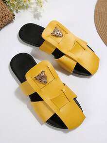 Sandalias de mujer con punta redonda y abierta, nuevas sandalias cruzadas de moda cómodas para el verano, zapatos de playa para mujer de talla grande, chanclas suaves para mujer - Amarillo - Ver 4