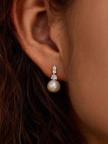 女士仿珍珠耳环，精致锆石耳钉，低过敏性，正式场合新娘仿珍珠耳坠，简约金色耳钉，婚礼仿珍珠首饰 - 金色 - 查看 1