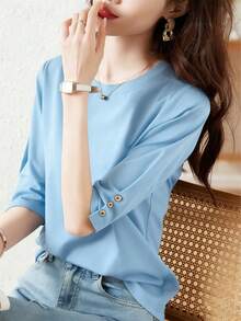 纽扣设计休闲中袖上衣，新款夏季时尚百搭圆领半袖T恤，女士修身款 - 淺藍色 - 查看 4
