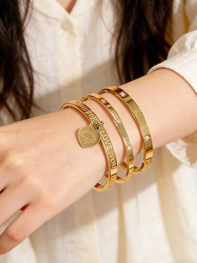 18K镀金不锈钢手链，适合女士日常佩戴。欧美经典流行心形、梅花、字母、几何多元素设计风格，大方个性化优雅奢华派对休闲腕饰，婚礼首饰套装，适合女孩、女士、母亲、亲戚、朋友，精美婚礼、生日、情人节、母亲节礼物。