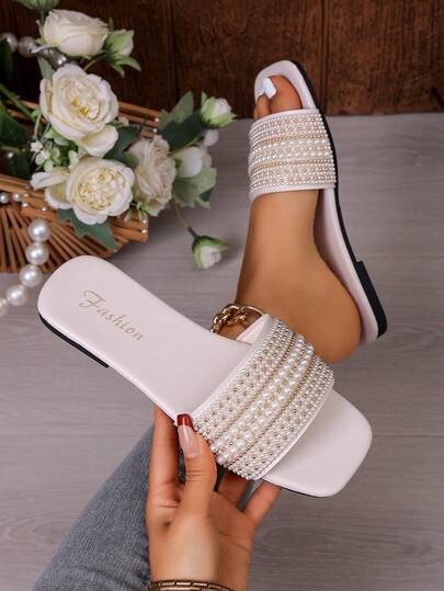 Nuevas sandalias deslizantes cómodas y ligeras con adorno de perlas y punta cuadrada para mujer