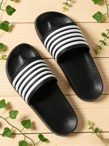 经典条纹运动风拖鞋，黑白配色，3D条纹设计，视觉冲击力强，男女通用情侣拖鞋，百搭实用，适合居家、校园、海滩等多种场合。 - 黑色 - 查看 10