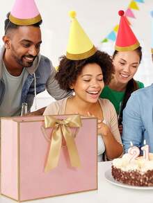 精美礼品袋，含丝带、感谢卡、蝴蝶结纸质礼品袋，伴娘礼品袋，完美适用于任何生日、婚礼、母亲节礼物、伴娘派对或礼品包装。 - 粉紅色 - 查看 4