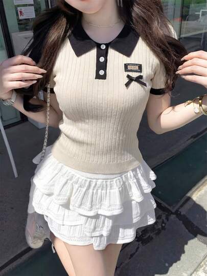 女士米白色和黑色 Polo 衫 - 时尚优雅休闲甜美修身罗纹短袖上衣，饰有蝴蝶结，适合春夏日常穿着