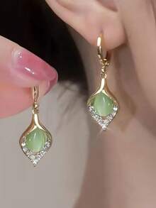 1 Pair Unique Colorful 3D Geometric Crystal Earrings, Versatile Sweet Earrings For Women - Green - View 7