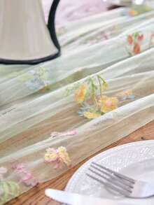 1pc Champagne Floral Embroidered Lace Table Runner, American Farmhouse Style Sheer Rectangular Tablecloth, Suitable For Weddings, Hotels, Daily Use, Holidays, Birthday Parties, Family Dinners, All Seasons - Champagne - View 8