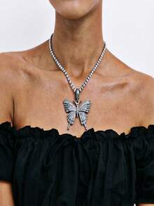 Exquisite Luxury Casual Elegant Butterfly Layered Necklace, Creative Palace Style Vintage Aesthetic High-End Niche Ins Accessory (Based On Actual Product) - Multicolor - View 1