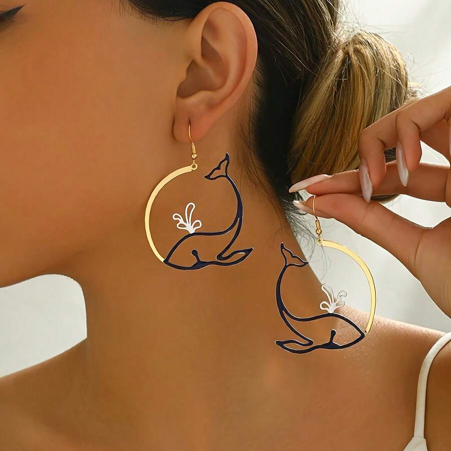 1 Pair Creative Hollow Whale Hoop Earrings, Ocean-Themed Elegant Earrings Suitable For Women To Wear On Beach Vacation, Parties, Dates, Banquets, And Daily Occasions - Yellow Gold - View 1