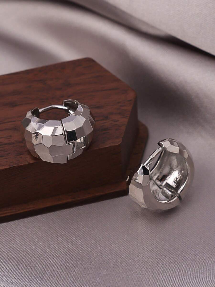 1对不对称银色水滴形耳钉，金属质感设计，简约优雅低调，适合日常佩戴，百搭小众高端时尚耳环 - 彩色 - 查看 1