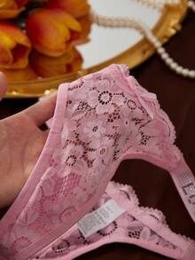 Quần lót nữ G-string đính hạt chữ cái kiểu Châu Âu và Mỹ, viền ren, dây mỏng, cạp thấp. - Hồng - Xem 4