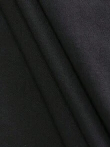 Mariposa lunar mística con geometría sagrada camiseta de mujer Diseño intrincado simboliza transformación y conexión cósmica ideal para un look espiritual y moderno - Negro - Ver 7