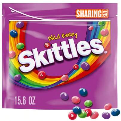  Bolsa resellable de tamaño para compartir de caramelos de fruta masticables de bayas silvestres Skittles - Surtido de sabores de bayas, caramelos blandos y masticables