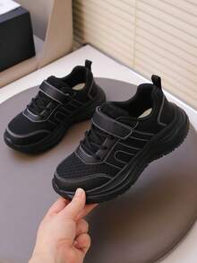 Scarpe sportive per bambini, sneaker casual per ragazzi in maglia traspirante e con chiusura a strappo, confortevoli - nero - Visualizzare 6