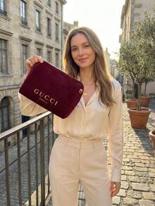 Gucci 1个中号酒红色天鹅绒拉链收纳包 - 奢华优雅风格，金色箔印Logo细节，长方形，多功能化妆包，适合日常使用和旅行 - 紅色 - 查看 5