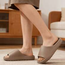 Popular EVA Outdoor Casual Couple Slippers, Versatile Minimalist Men's Sandals - Brown - View 1