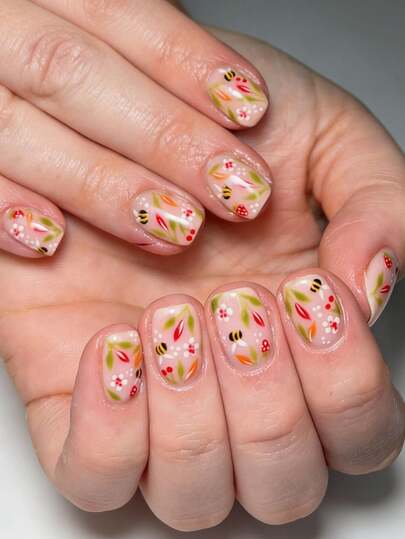 24pcs/Set Fresh Countryside Style Short Square Full Coverage Press-On Nails, Adorable Bee, Floral & Leaf Pattern Design, Ideal For Girls/Ladies Daily, Outdoor, Spring/Summer Nail Art