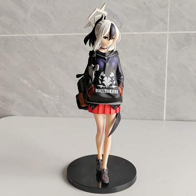 1pc Girl Carrying Backpack Figure Model, Anime Aesthetic Girl Figurine Decor, Car Ornament, Desktop Decoration