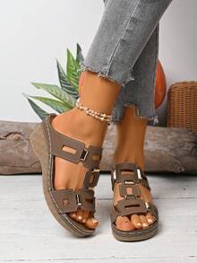 Plus Size Women's Retro Solid Color Buckle Platform Wedge Sandals - Brown - View 6