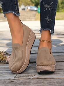 Zapatos de plataforma sin cordones para mujer, zapatos de cuña gruesa de unicolor, zapatos oscilantes cómodos con suela gruesa, zapatos elevadores versátiles de uso casual para todas las estaciones, uso diario de moda (disponibles en varios colores) - Caqui - Ver 11